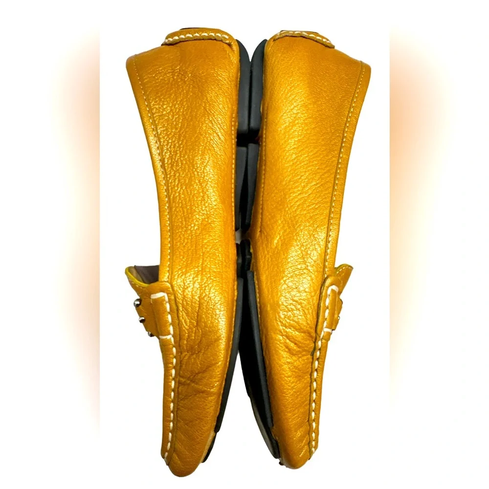 Donald J Pliner Viky Women’s ~Size 8M~ Mustard Color Loafers Flat Slip On Shoes